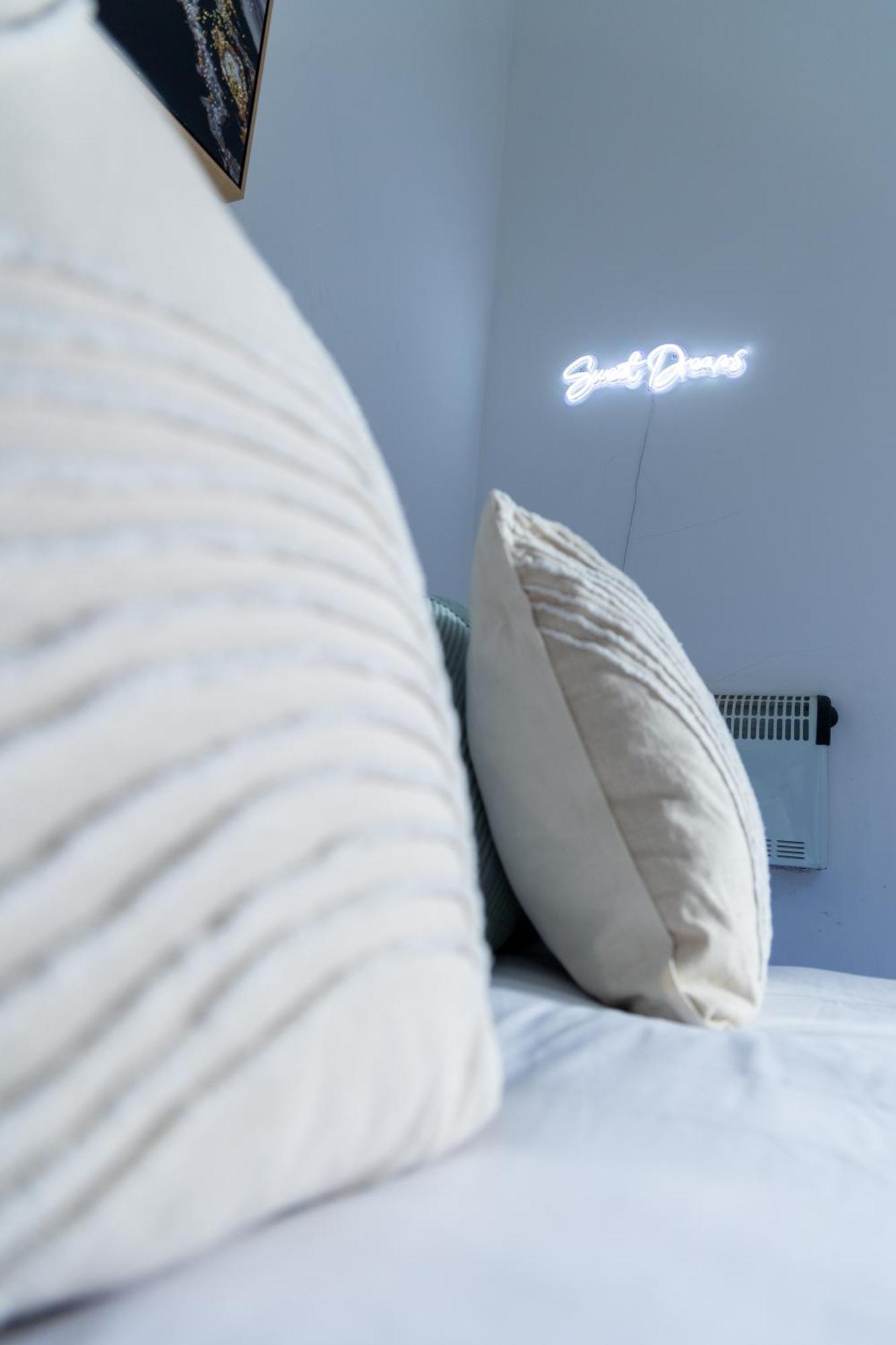 Modern Studio Near Grand Central & O2 Academy Birmingham