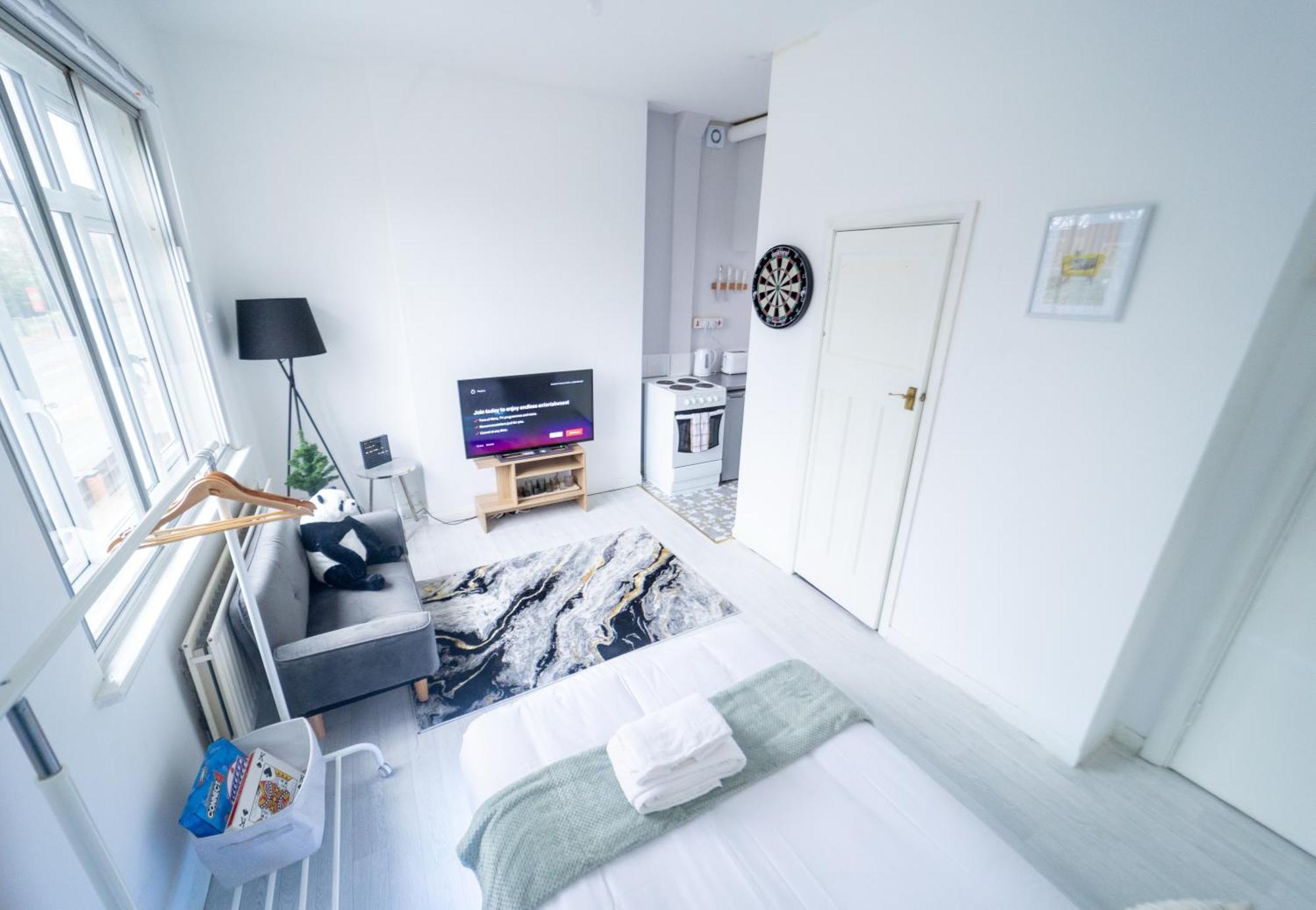 Apartment Modern Studio Near Grand Central & O2 Academy